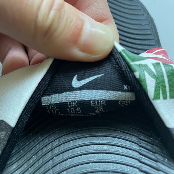 Nike flip flops - size 11 - Picture 2 of 4